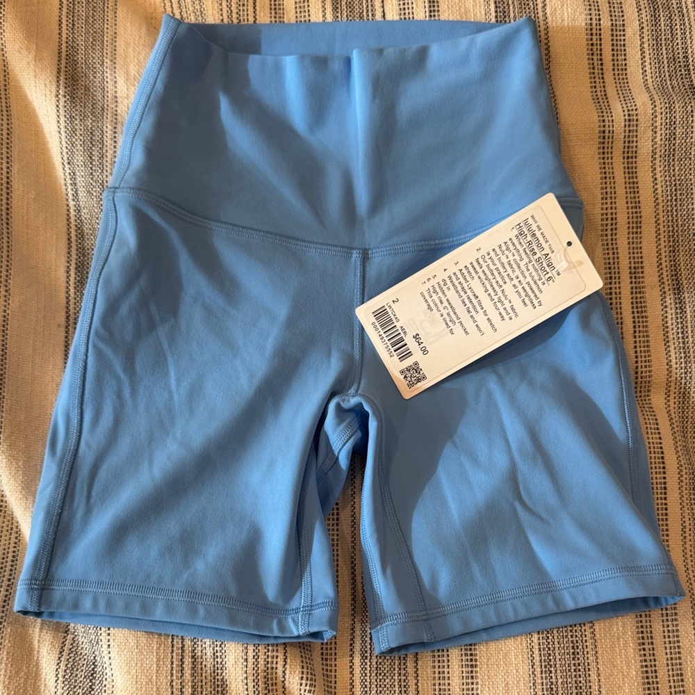 Lululemon align shorts pool blue 6" - Picture 2 of 5